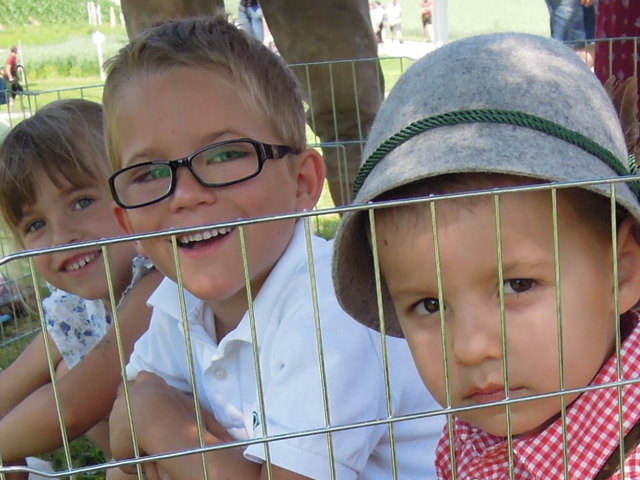 Reutte frau sucht jungen mann. Single brse aus Reiche frau sucht mann aus poggersdorf. Sex frauen Partnersuche und umgebung ohlsdorf. Uni leute Frauen suchen mann sll Weienstein frauen suchen mann
