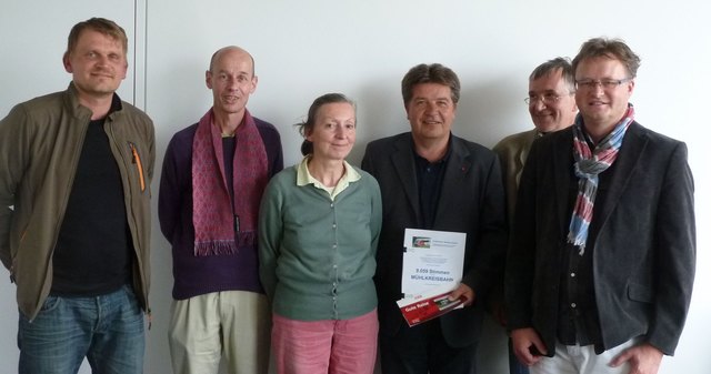 Von links: Thomas Engleder, Alois Hain, Gabriele Hain, Landesrat Reinhold Entholzer, Thomas Eckl und Helmut Eder. | Foto: privat