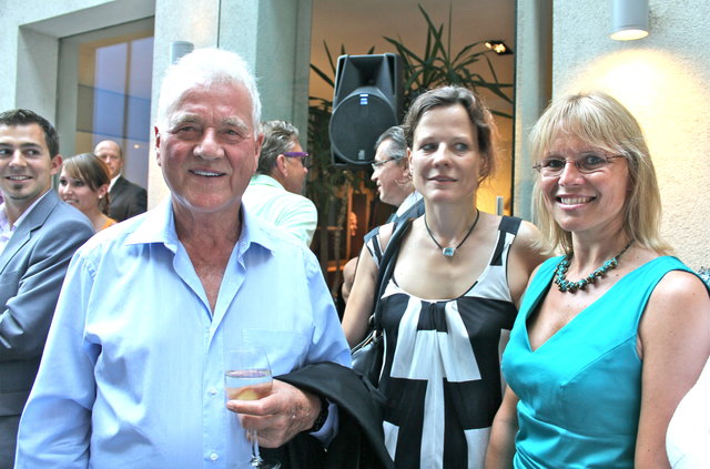 Frank Stronach, Monika Wogrolly und Ministerin Beatrix Karl