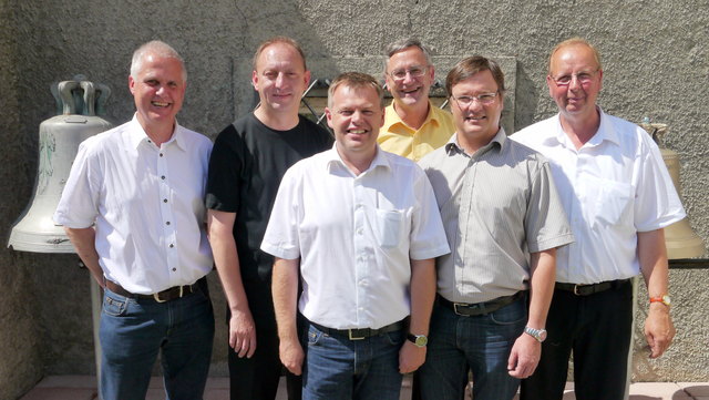 Georg Oberhammer, Pfarrer Mag. Piotr Stachiewicz, Vize-BM Michael Dessl, Pfarrgemeinderat-Obmann Josef Steinbacher, BM Anton Hoflacher, Hannes Unterrainer