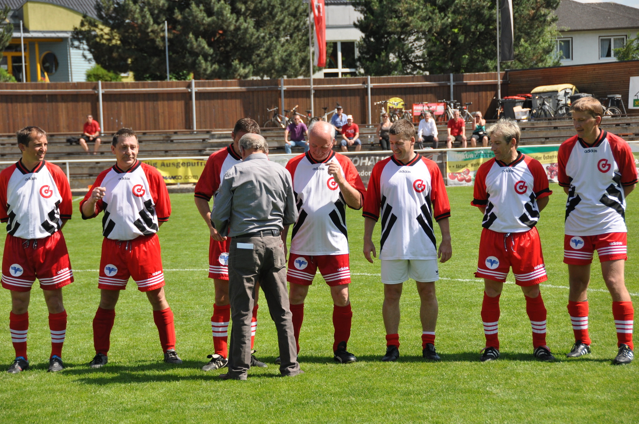 Benefiz FuГџballspiel Benefiz FuГџballspiel