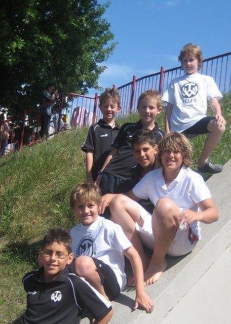 Bild von unten nach oben Marcel Hanna, Mathias Wachter, Noah Scheiring, Marco Hanna, Benedikt Kössler, Laurenz Pittl, Luis Fischer.