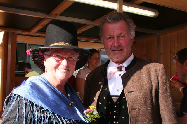 Als Ehepaar beim Zeller Alttrachtenverein "D'Kitzstoana" aktiv: Traudi und Hans Schobersteiner