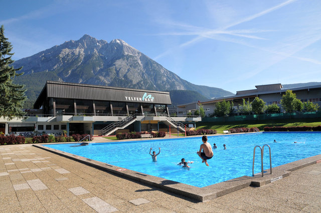 Hallenbad Parkplatz Hallenbad Parkplatz