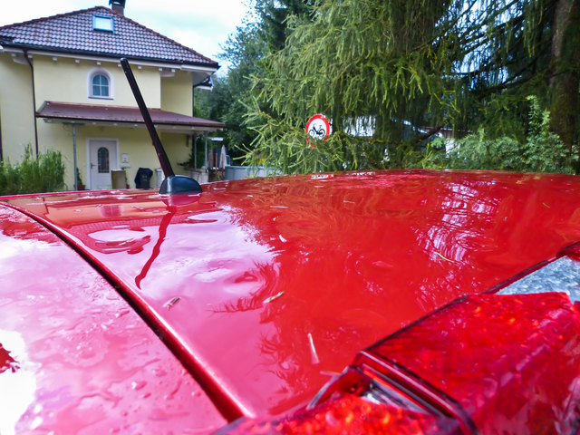 zerbeultes Autodach