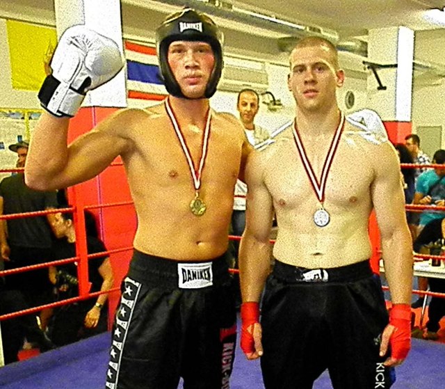 Mario Spießberger (r.) belegte nach dem Titelgewinn in Villach Rang zwei beim Fullkontakt-Turnier in Wien.