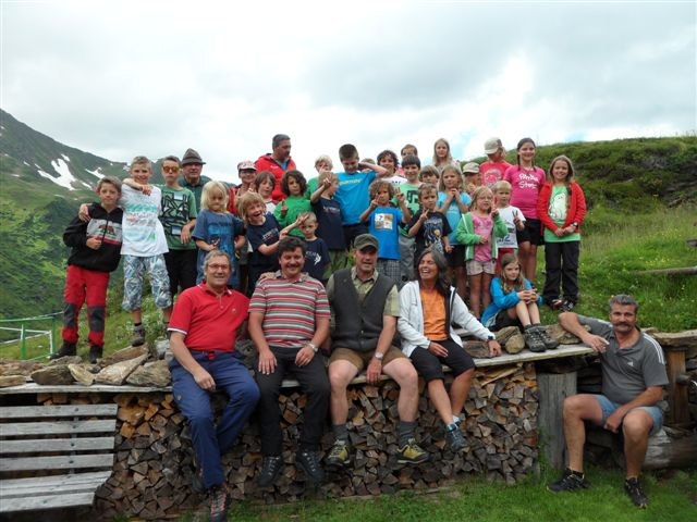 Mehr als 30 Kinder und Jugendlich waren beim SCA Erlebniscamp auf der SCA Hütte dabei. | Foto: SCA