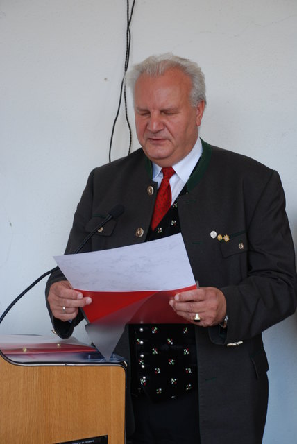 Obmann des Kärntner Sängerbundes Herr Bundesobmann Hofrat Mag. Herbert Obmann