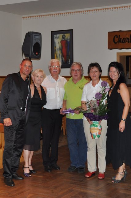(v. li.) Manfred Weißensteiner (Präsident), Anneliese Schaffer und Helmut Schaffer (Gründungsmitglieder), Karl Immervoll und seine Michaela, Elisabeth Weißensteiner | Foto: Privat
