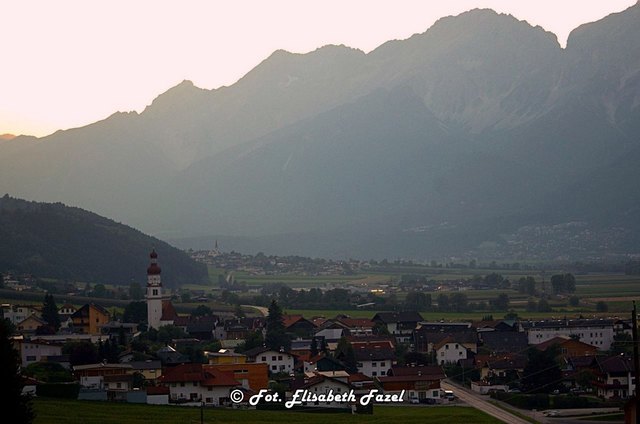 Spaziergang durch Tirol Hatting Telfs