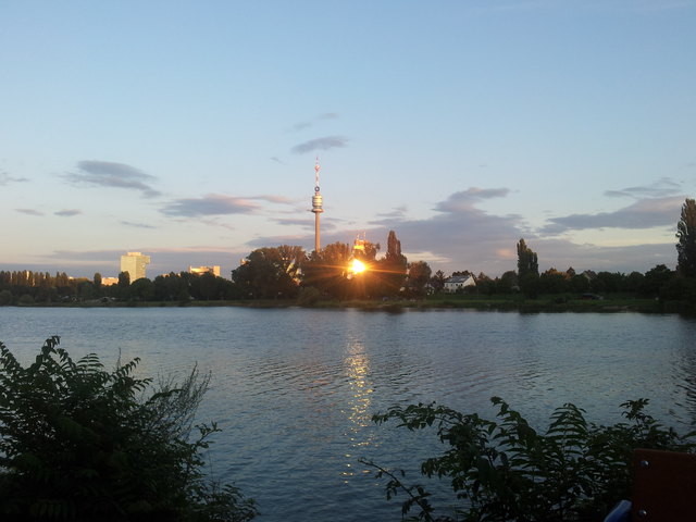 Sonnenunterlang auf der Alten Donau