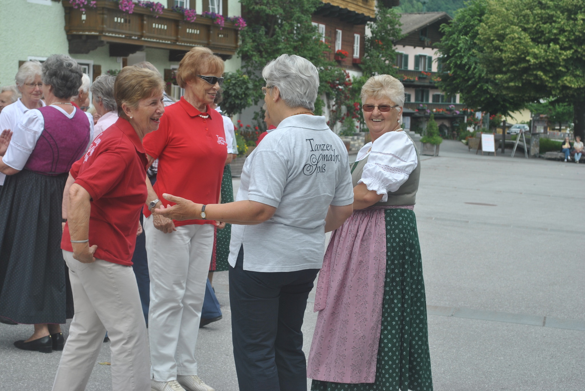 treffpunktTANZ am Marktplatz St. Veit im Pongau Lungau