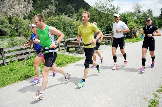Sollte Ihnen dieser Lauftrupp im Wald begegnen, dann bitte nicht fürchten, sondern alles Gute für Kopenhagen 2012 wünschen – in Kürze geht es nämlich los!
