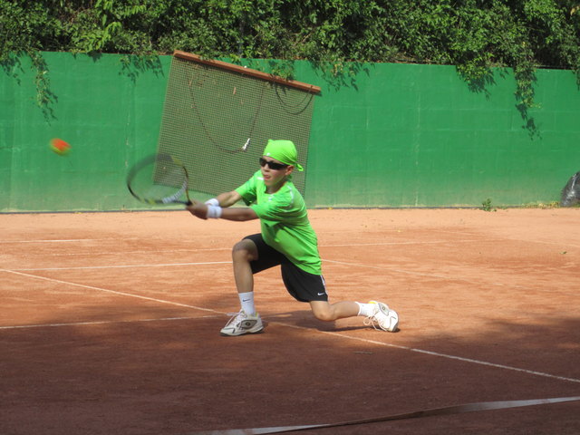 Unser "Nadal-Fan" Florian bei seinem ersten Tennisturnier in Wien 13