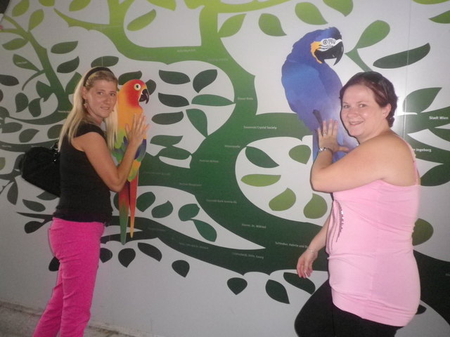 Ich mit meiner Cousine im Tiergarten Schönbrunn