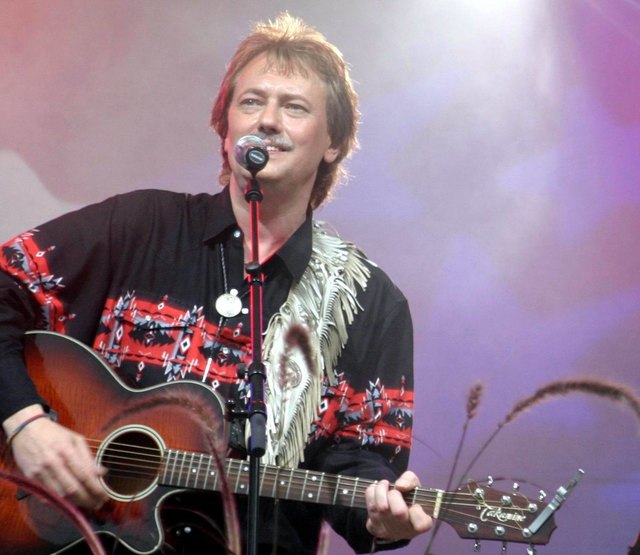 Tex Robinson wird bei Symphonie der Ballone am Samstag, 4. August, für krebskranke Kinder singen. | Foto: Privat