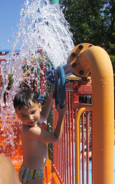 So viel Spaß im Nass! (Kinderfreibad Strebersdorf)