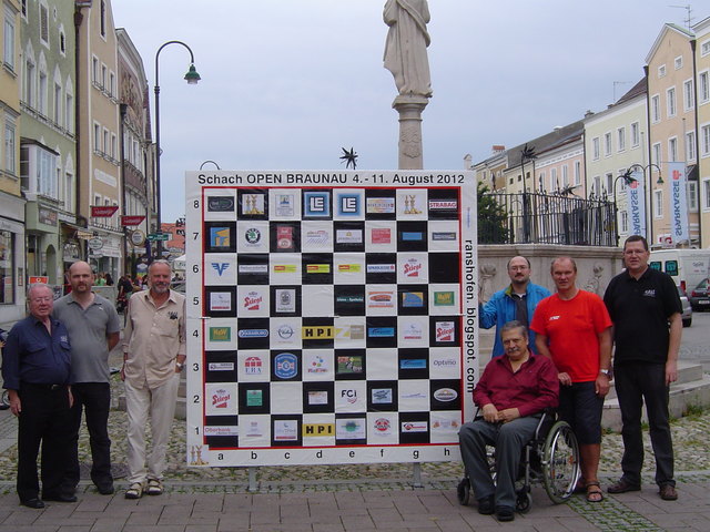 Schachbrett am Stadtplatz
