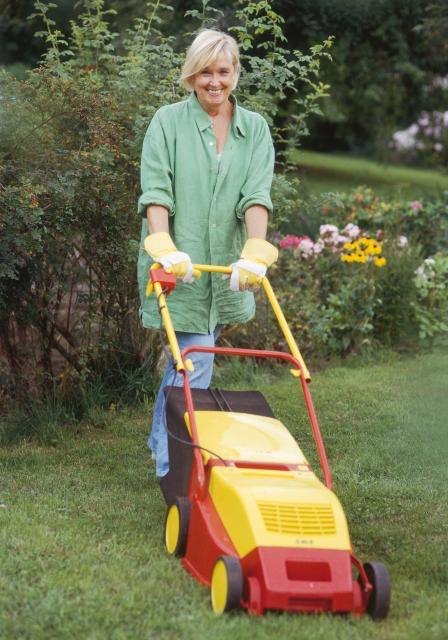 Rücksichtnahme beim Rasenmähen - Zwettl