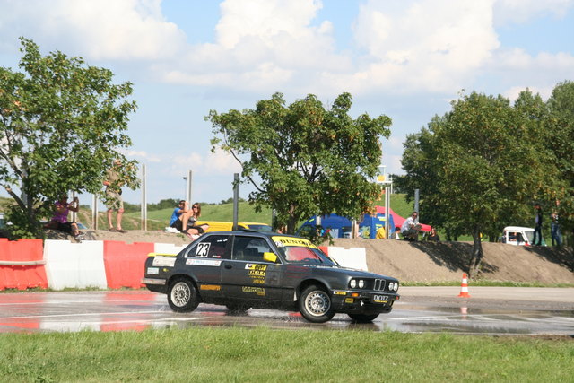 Helm Roman BMW 323i E30  R1