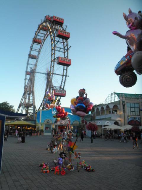 Toll, das Riesenrad im Wiener Prater
