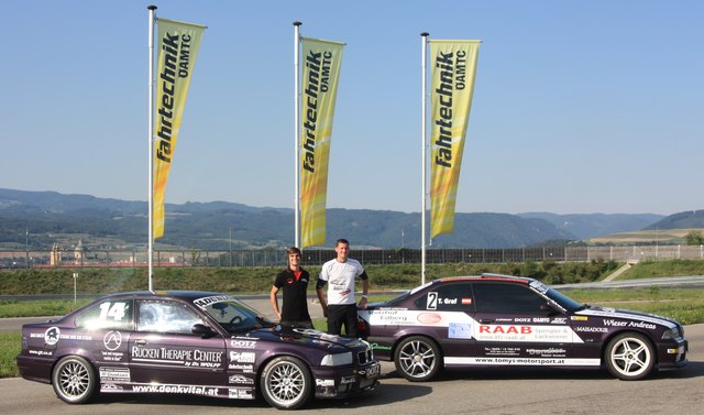 Die Strecke am Wachauring ist viel schneller als alle anderen, wissen Günther Denk und Thomas Graf. | Foto: privat