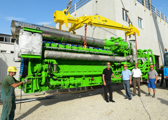 Mit den drei neuen Motoren konnen künftig rund 75 Prozent der Fernwarme erzeugt werden. | Foto: Haijes/Energie AG
