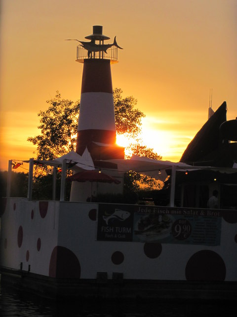 Donauinsel ,essen beim griechen