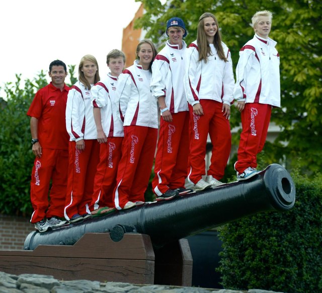Team Youth Austria: v. links Trainer Jaret Llewellyn, Lisa Orsolitsch, Josef Huainigg, Laura Rader, Dorien Llewellyn, Anna Kostwein, Carlo Basic | Foto: Jaret Llewellyn