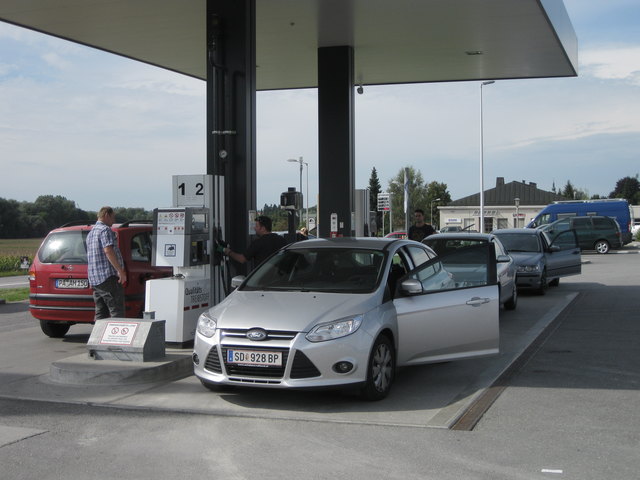 Die Hofer-Tankstelle in Schärding ist häufig eine der fünf billigsten im Bezirk.