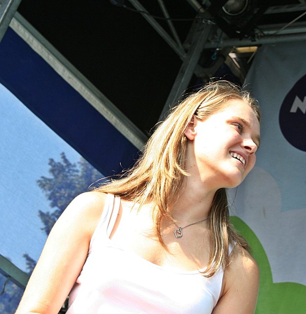 Der GLÜCKLICHE Fan bei Basti auf der Bühne