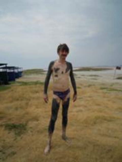 Ich, Andreas Enzmann am Siwaschsee. Behandlung mit der Sivash-Heilerde.
 Hinzugefügt von Sivash