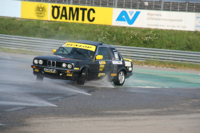 Helm Roman BMW 323i E30  R1