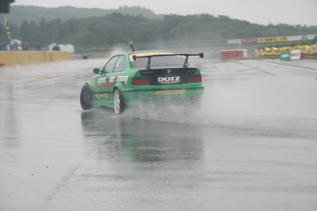 Michael Mitterhofer BMW E36 M3 3.2 - R2