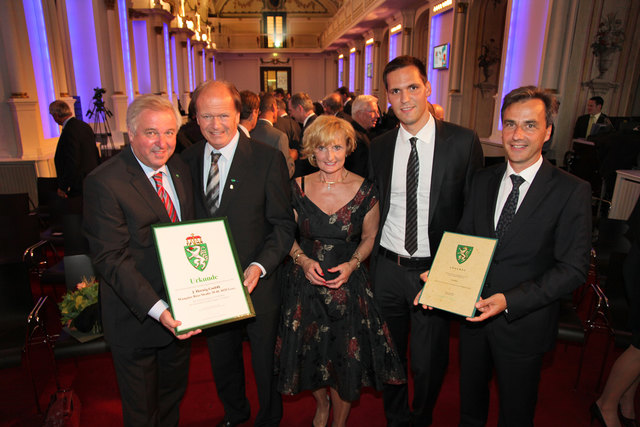 Hermann Schützenhöfer, Johannes und Edith Hornig, Johannes Hornig jun. und Siegfried Nagl (v. l.) | Foto: Lach