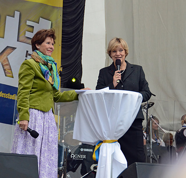 ORF Landesstudio Niederösterreich feiert den 45. Geburtstag (Ingrid Wendl und LR Barbara Schwarz)