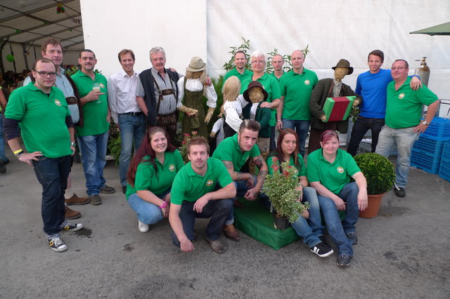 Das Fairnesskomitee von MAGNA Presstec organisierte das Herbstfest.