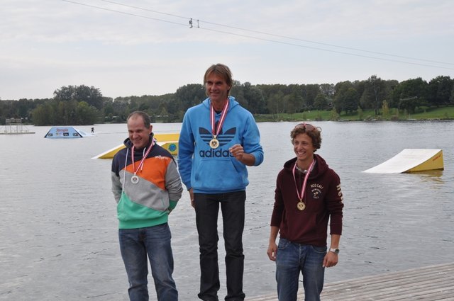 v.l. Fritz Simmel, Trick Staatsmeister Krenn Alois, Peter Gerhofer