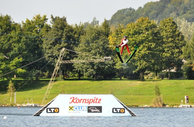 Andreas Weichhart Jump U19