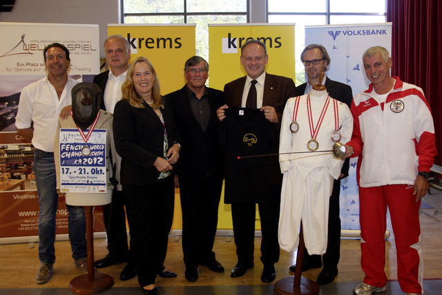 Bürgermeisterin Inge Rinke und Vizebürgermeister Dr. Reinhard Resch freuen sich gemeinsam mit Josef Poscharnig und den Sponsoren auf das Großereignis. | Foto: Stadt Krems