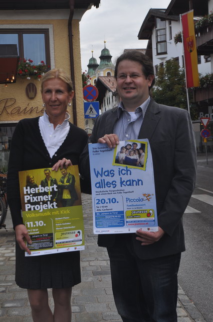 Renate Kammerlander und Thomas Reiner präsentierten das Programm.