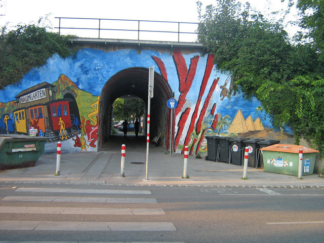 die front hackingergasse
