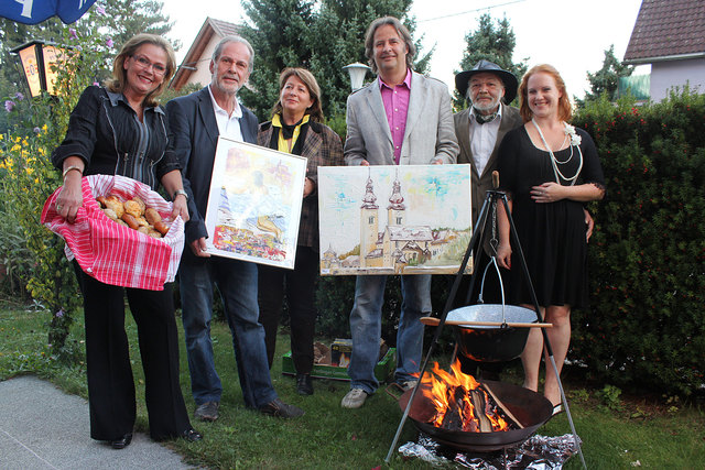 Gastronomin Helga Cech, Künstler Alexander Lesjak mit Lebenspartnerin Ingrid Luschin, GR. Günther Scheider, Kurator H. W. Wahl und Lyrikerin MMag. Nicole Scheider