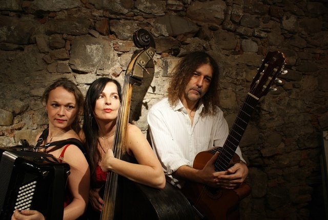 Am 7. Oktober treten Libertango um 11 Uhr im Kulturcafe auf.