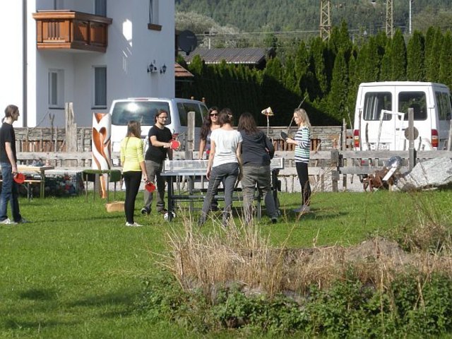 Jugendfreiraum des JUZE Blaike Völs auf der VKW - VölserKunstWiese