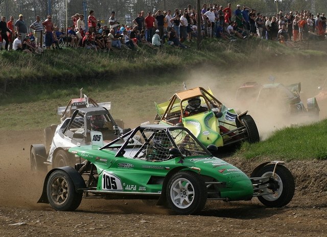Die Autocross Buggys werden die Zuschauer in ihren Bann ziehen