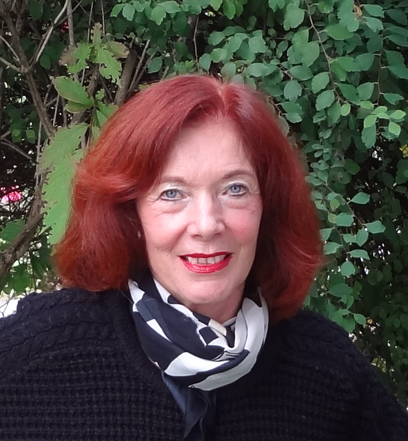Monika Schönbacher-Frischenschlager präsentiert ihre Werke des Jahres 2012.