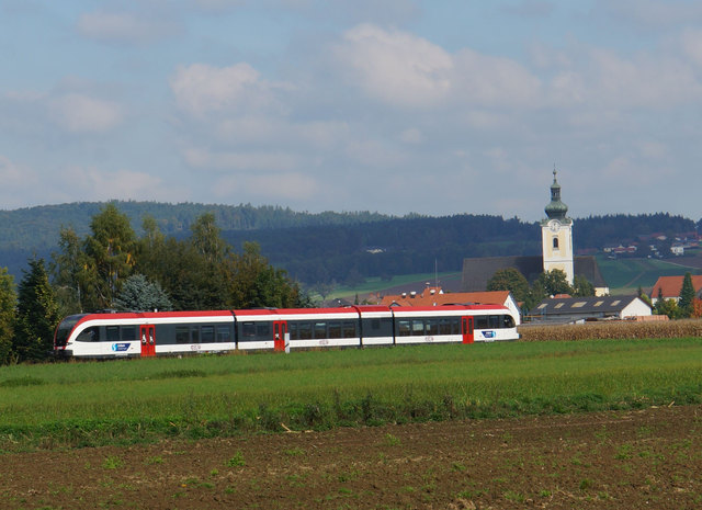 LILO-, ÖBB- und Busfahrpläne sollen mit dem neuen Verkehrskonzept besser aufeinander abgestimmt werden. | Foto: Andreas Füreder