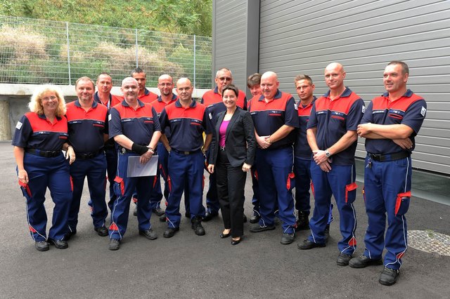 Gesundheitsstadträtin mit dem Team der MA 15 bei der Eröffnung des neuen Hygienezentrums der Stadt Wien.