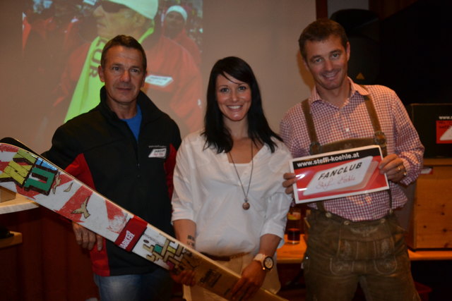 "Haben schon 120 Karten für Schladming!", freuen sich Reinhard File, Steffi Köhle und Thomas Köhle (v. li.).